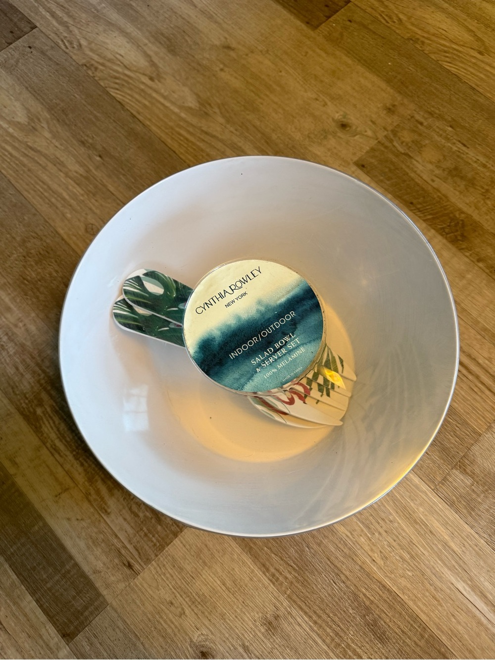 Cynthia Rowley White Bowl with Floral Printed Plates